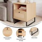 Comodino di metà secolo nero/naturale con cassetto in rattan e ripiano aperto