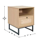 Comodino di metà secolo nero/naturale con cassetto in rattan e ripiano aperto