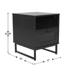 Comodino di metà secolo nero/naturale con cassetto in rattan e ripiano aperto