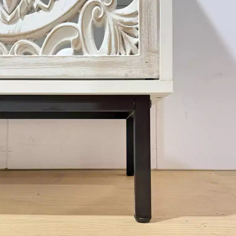 GDFStudio Vesna 58.6'' Mid-Century Modern Hollow-Carved TV Stand with 2 Doors and 2 Shelves